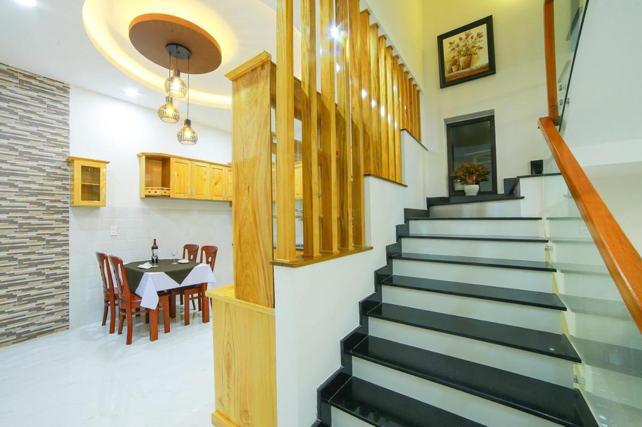 Nhu Y Homestay ホイアン エクステリア 写真
