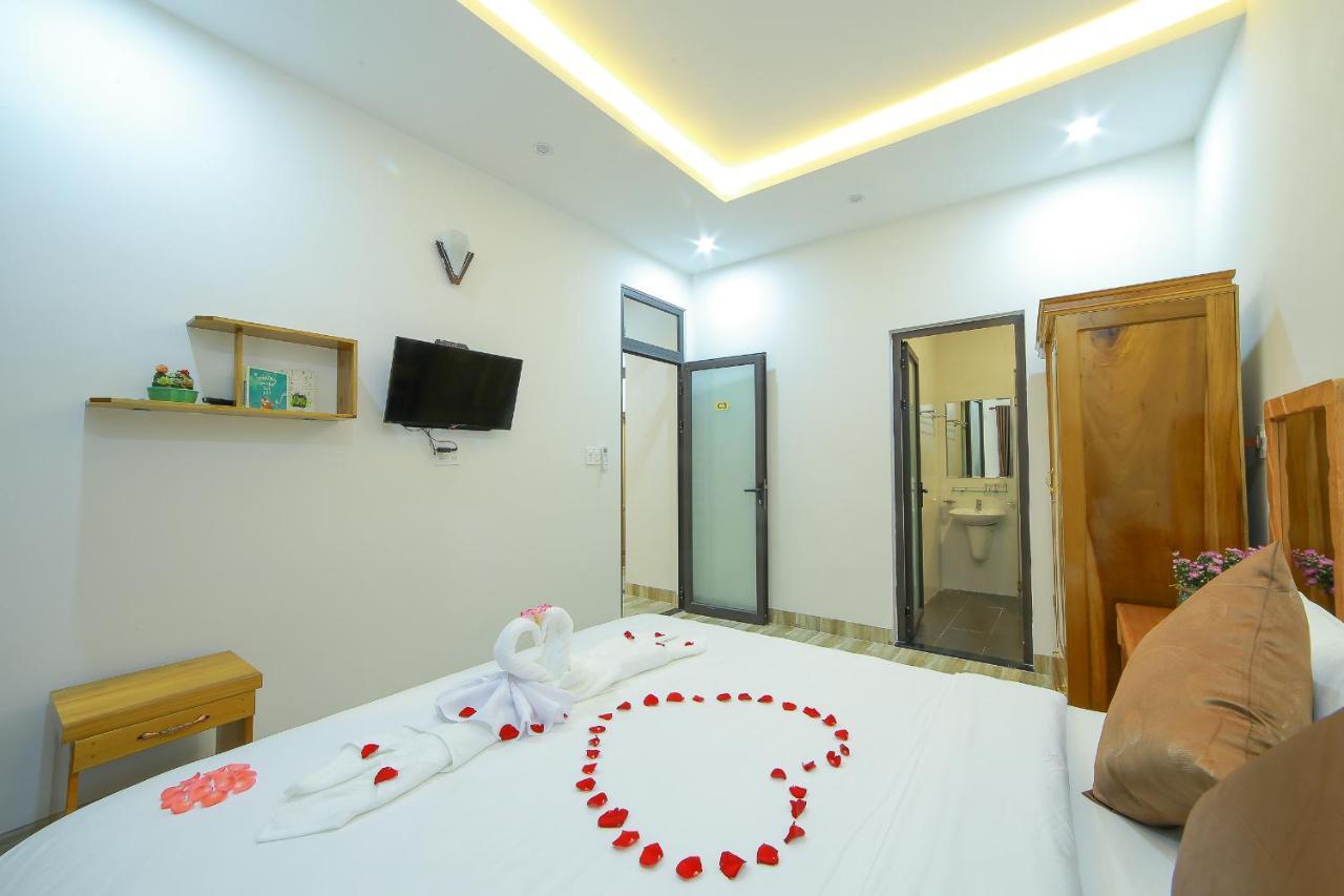Nhu Y Homestay ホイアン エクステリア 写真