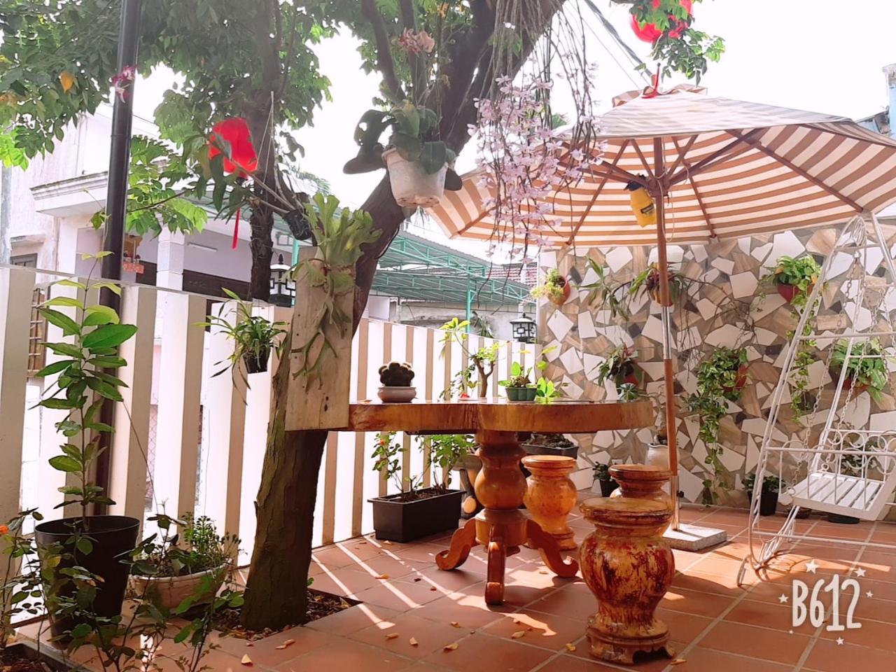Nhu Y Homestay ホイアン エクステリア 写真